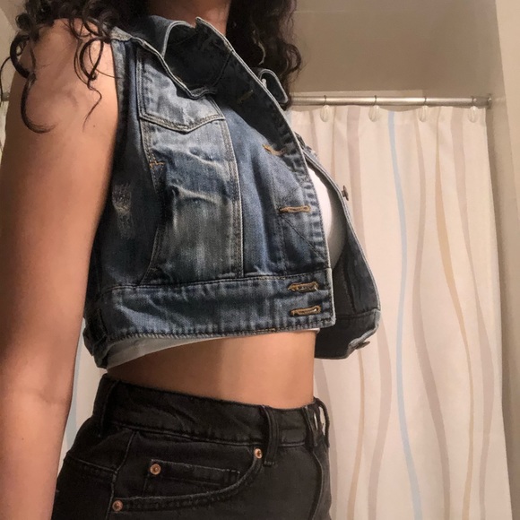 Cropped jean jacket - Picture 3 of 6